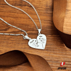 Collar corazón partido con Stich